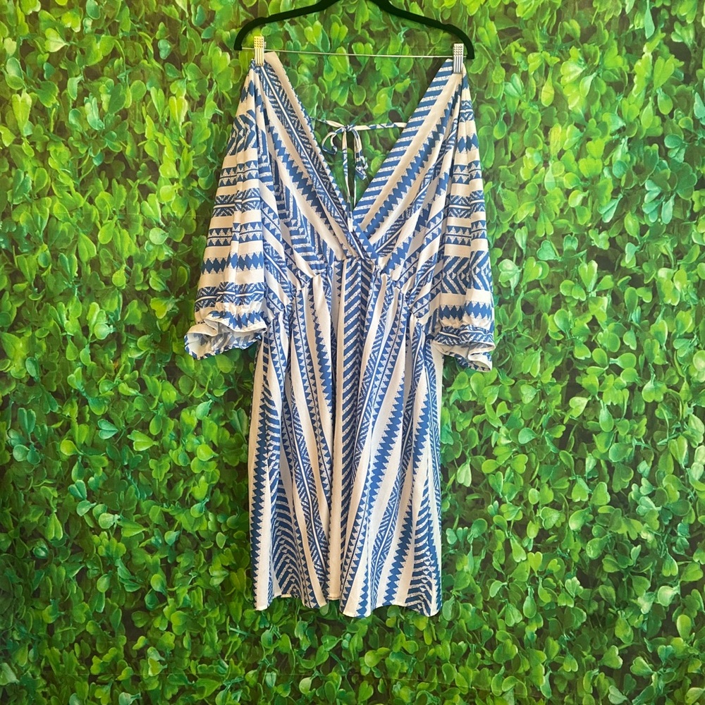 Shein - Blue and White Patterned Dress(curvy size)